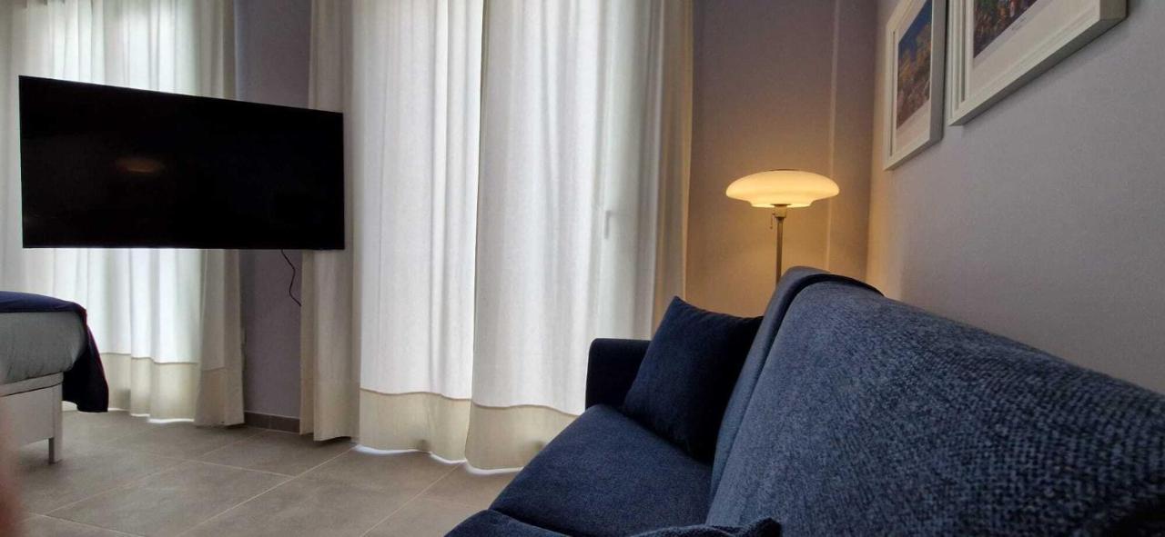 Malaga Lodge Apartments מראה חיצוני תמונה