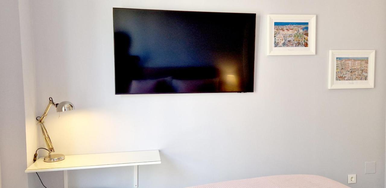 Malaga Lodge Apartments מראה חיצוני תמונה