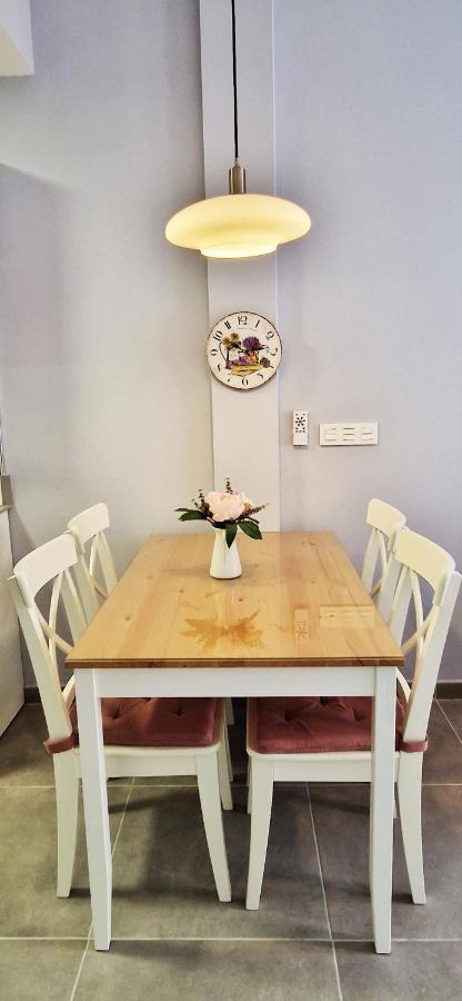 Malaga Lodge Apartments מראה חיצוני תמונה