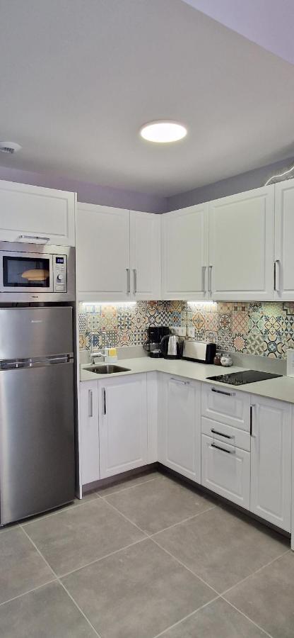 Malaga Lodge Apartments מראה חיצוני תמונה