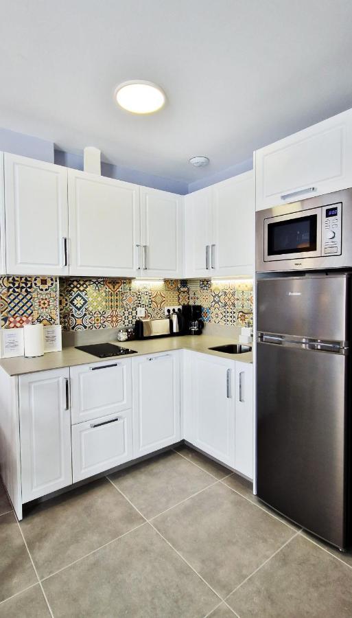 Malaga Lodge Apartments מראה חיצוני תמונה