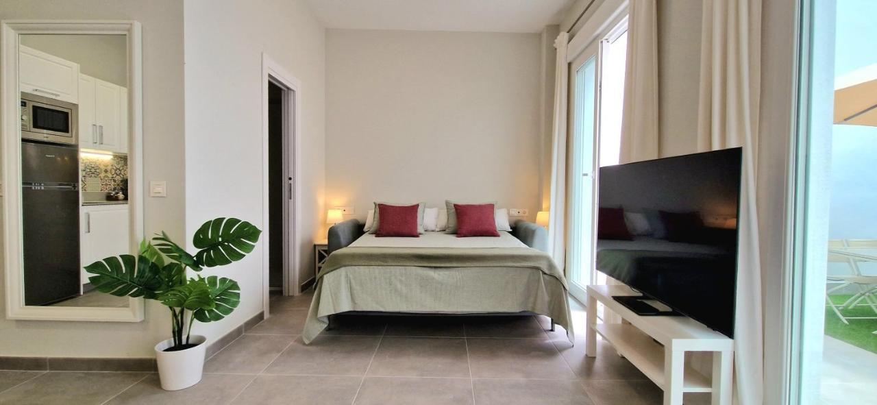 Malaga Lodge Apartments מראה חיצוני תמונה