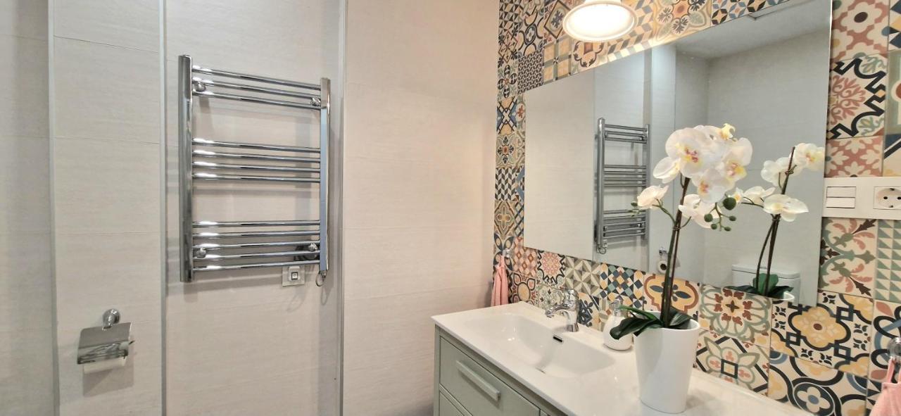 Malaga Lodge Apartments מראה חיצוני תמונה